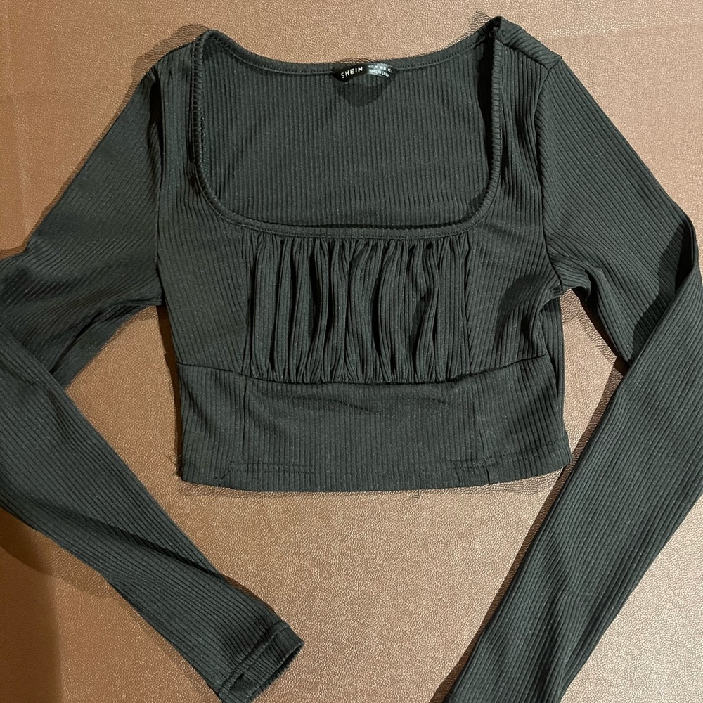 Black Long Sleeve Ribbed Top